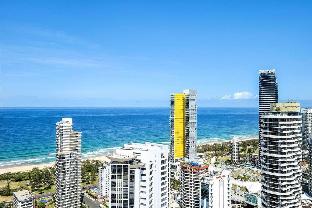 Qube Broadbeach Ocean View Apartments Голд-Кост Экстерьер фото