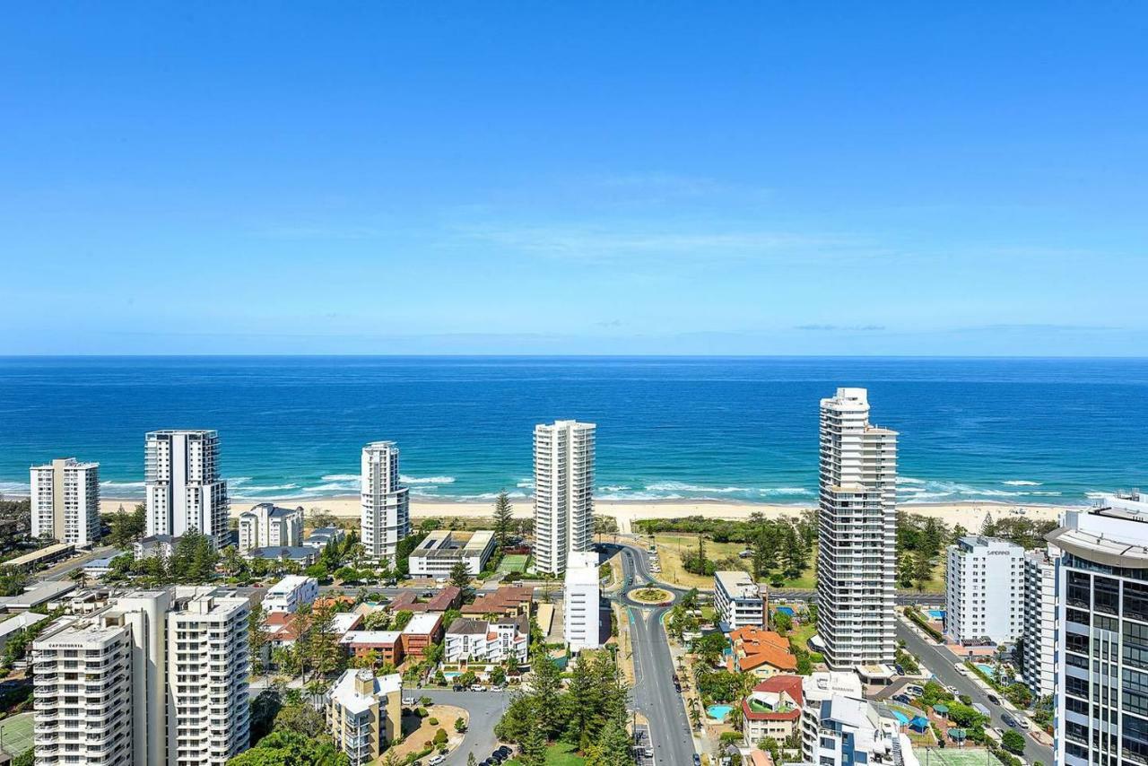 Qube Broadbeach Ocean View Apartments Голд-Кост Экстерьер фото