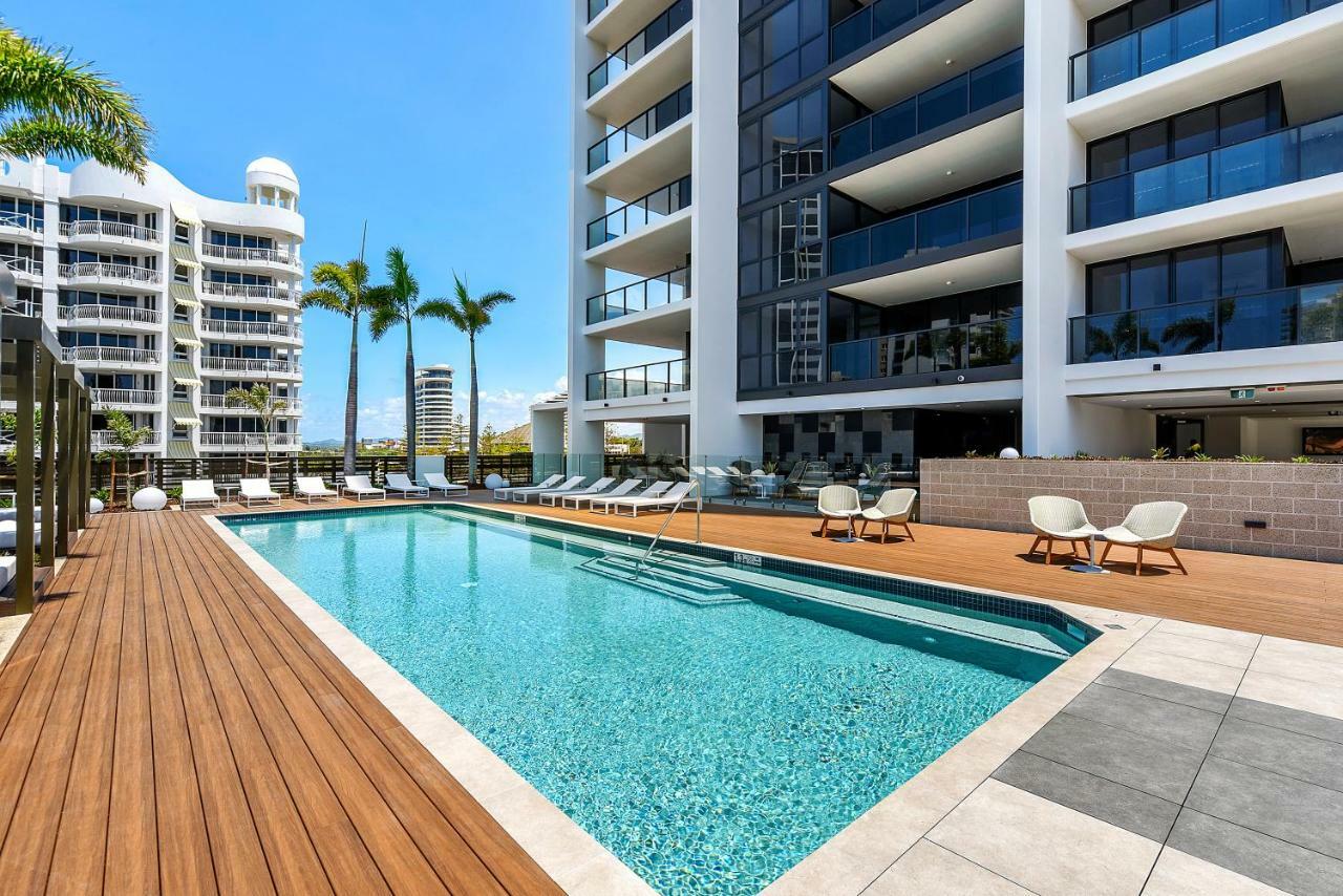 Qube Broadbeach Ocean View Apartments Голд-Кост Экстерьер фото