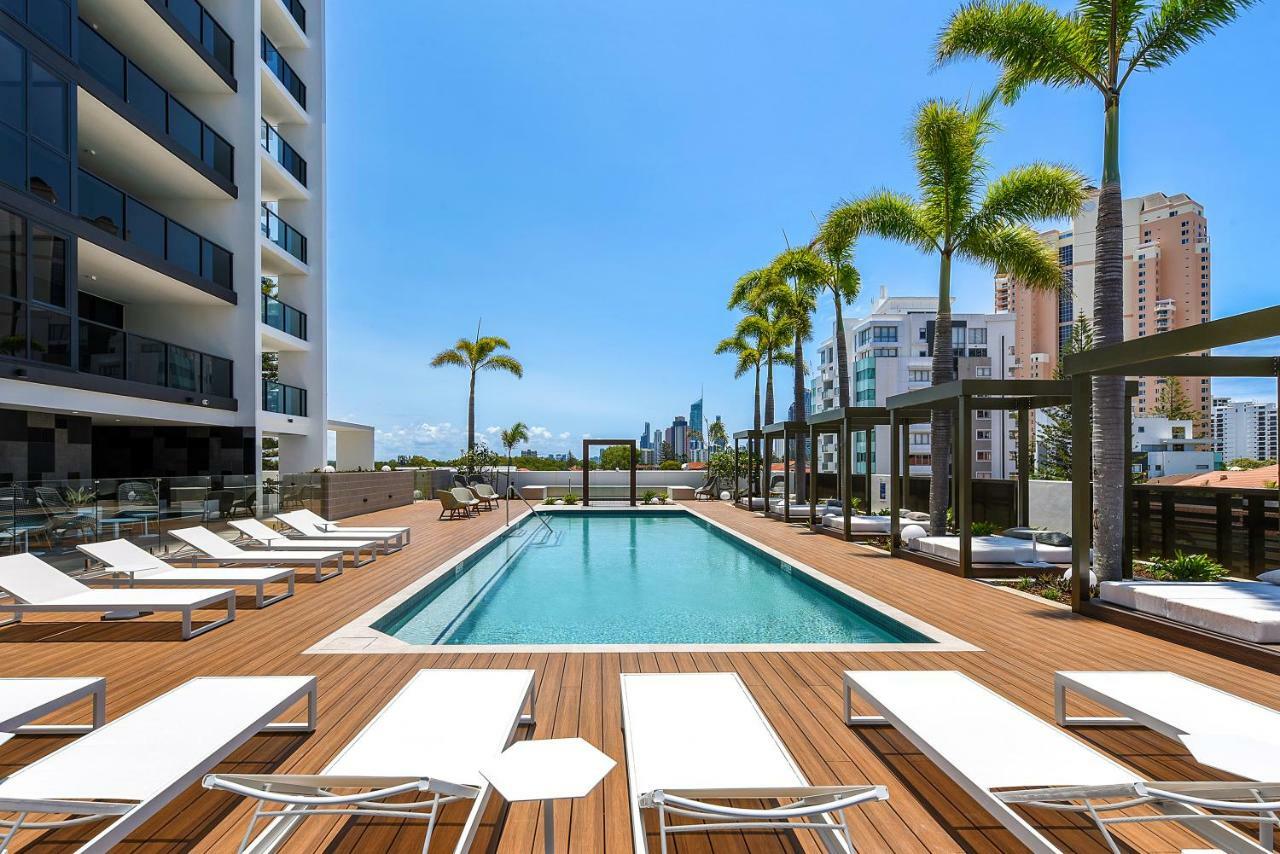 Qube Broadbeach Ocean View Apartments Голд-Кост Экстерьер фото